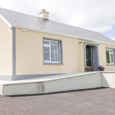 John & Margarets Place * Ballinamore
